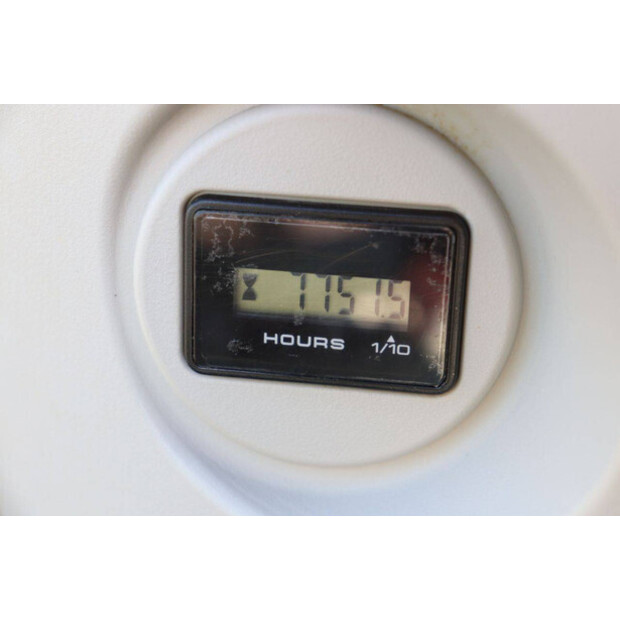 2011 نيو هولاند كوبلكو E80BMSR-2-48428027