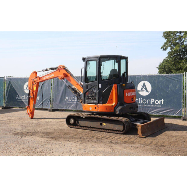 2017 Hitachi ZX48U-5A CLR-48428052