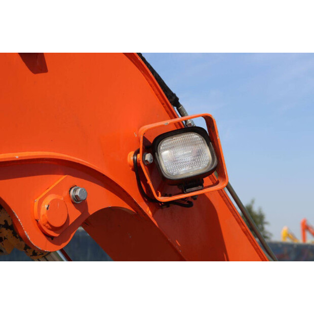 2017 Hitachi ZX48U-5A CLR-48428065