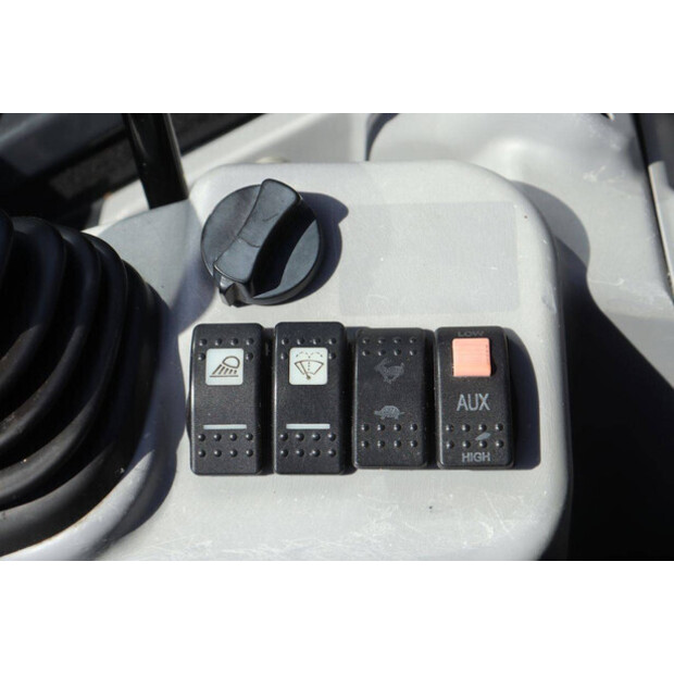 2017 Hitachi ZX48U-5A CLR-48428081
