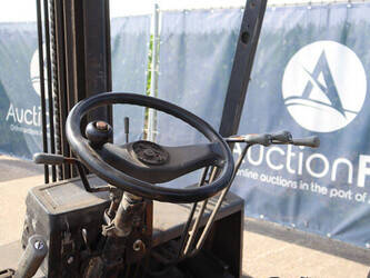 2000-tcm-fhd36z9-48428177
