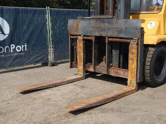 caterpillar-b22-48428292