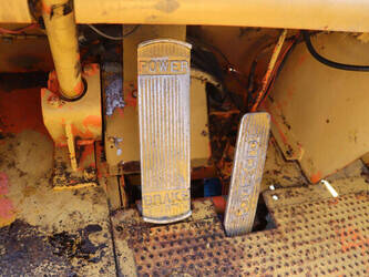 caterpillar-b22-48428309