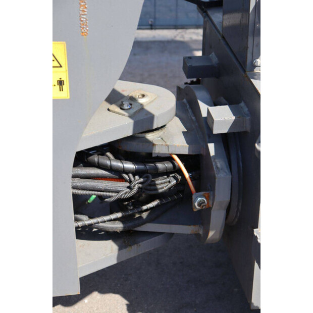 2024 WCM E606-48428458