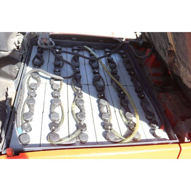 2011 ليندي E20PL-01-48429034