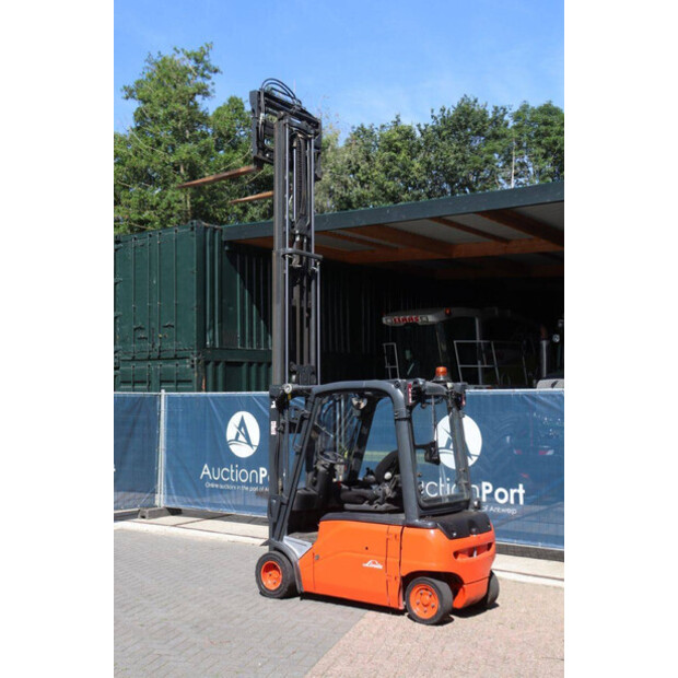 2011 ليندي E20PL-01-48429036
