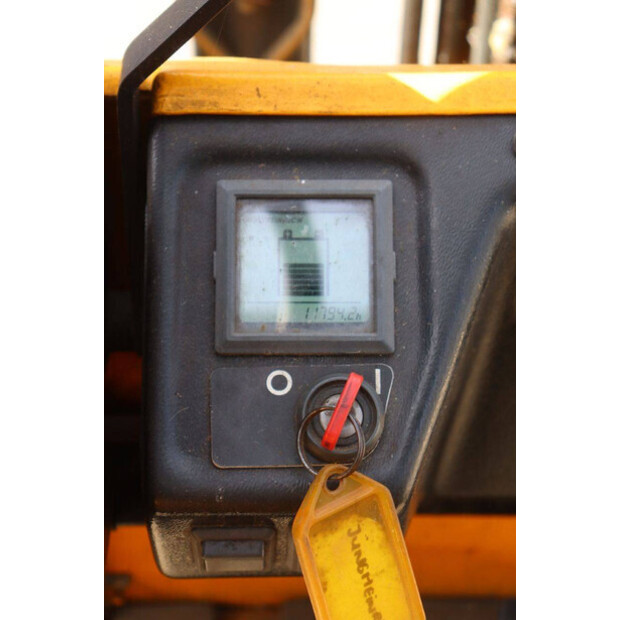 1997 جنجهينريتش EFGDF15-48429230