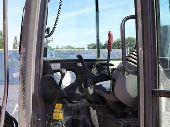 2005-hitachi-zx30u-2-1471784-48429807