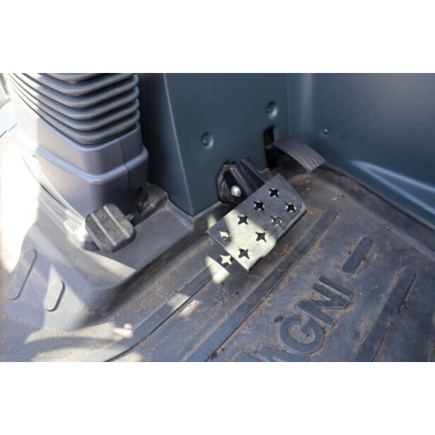 2019 Magni RTH 5.23 Smart-48429883