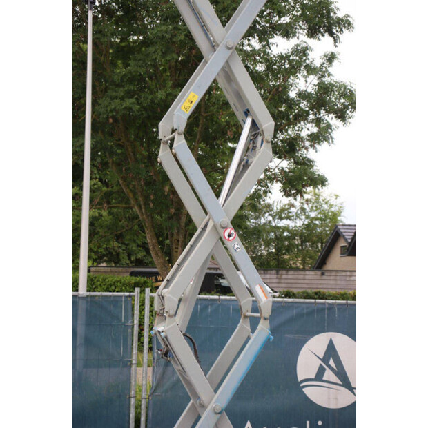 2015 SkyJack SJ III 3219-48431468