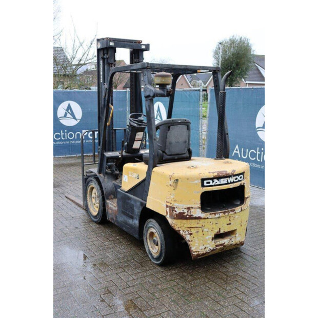 2000 Daewoo D30S-3-48431561