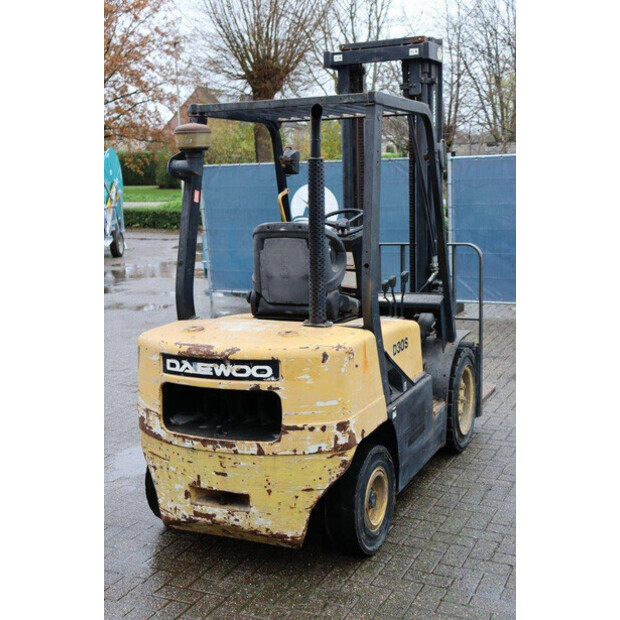 2000 Daewoo D30S-3-48431563