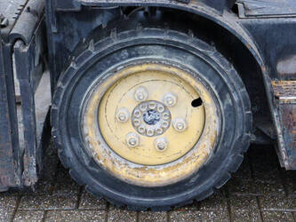 2000-daewoo-d30s-3-1471856-48431570