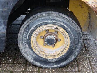 2000-daewoo-d30s-3-1471856-48431571