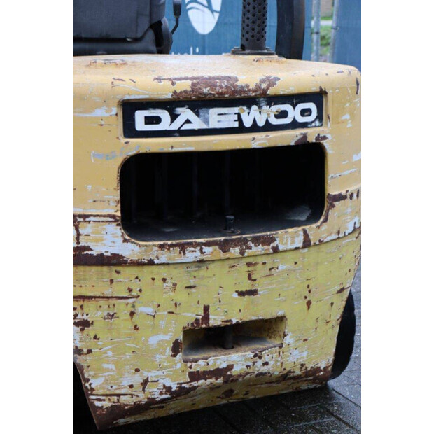 2000 Daewoo D30S-3-48431573
