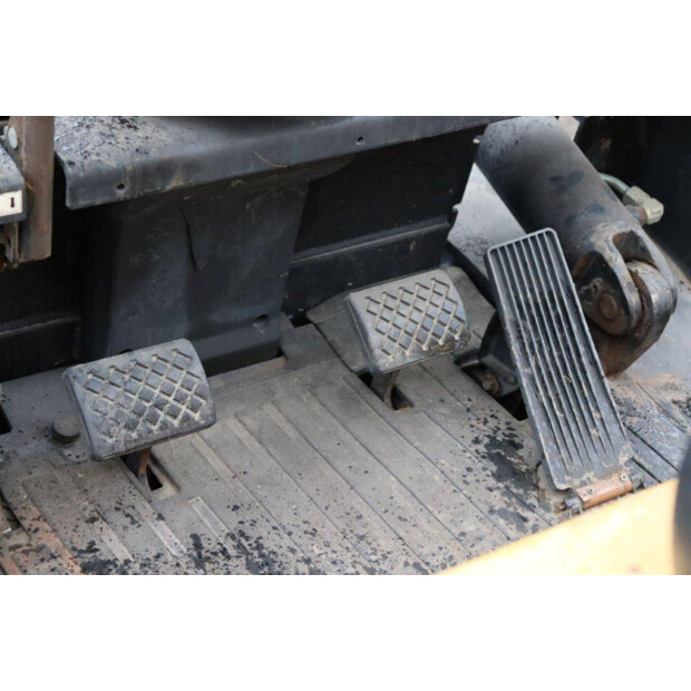 2000 Daewoo D30S-3-48431579