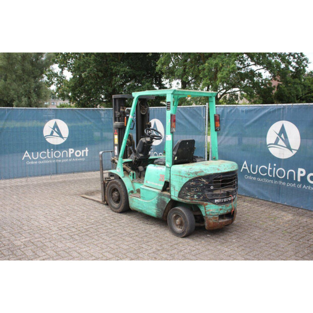 2000 MITSUBISHI FD25K-48431598