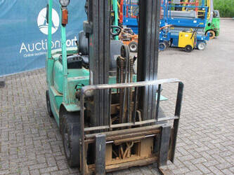 2000-mitsubishi-fd25k-48431601
