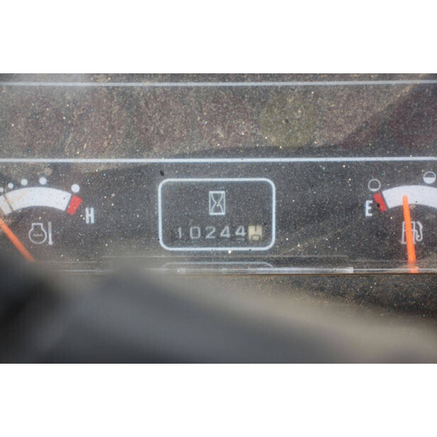 2000 MITSUBISHI FD25K-48431618
