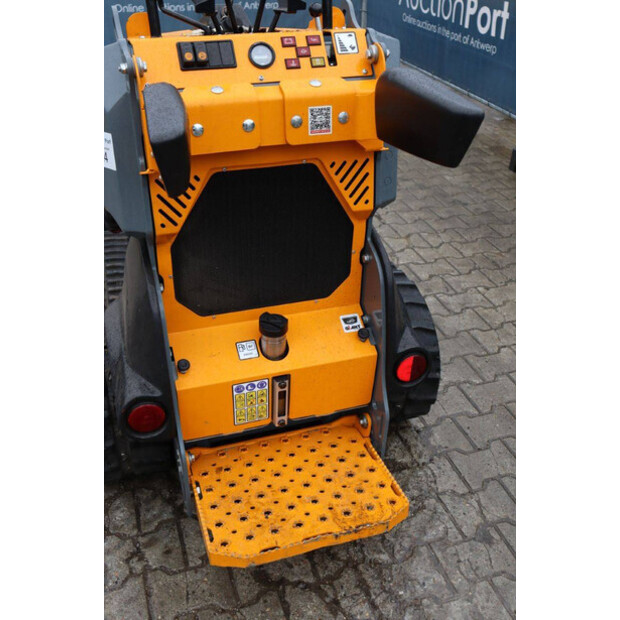 2025 GiANT GS950T-48432305