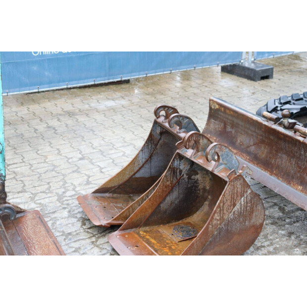 KOBELCO SK28SR-48432327