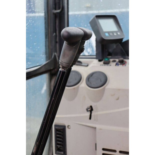 KOBELCO SK28SR-48432350