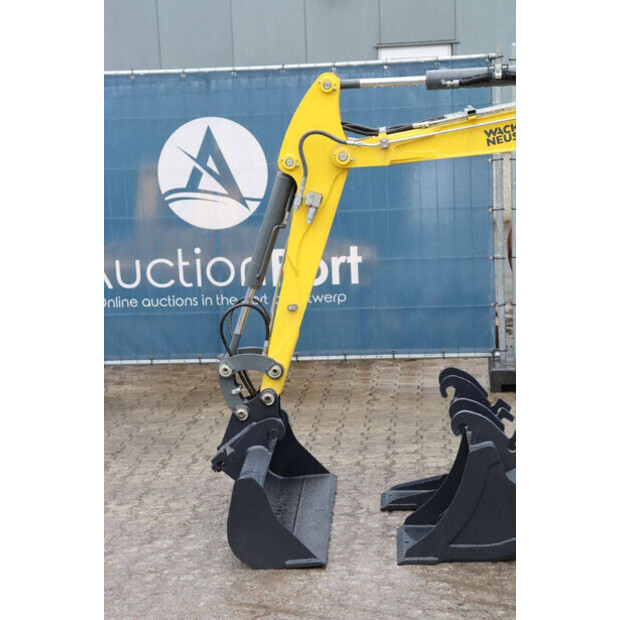 2025 Neuson ET24-48432377