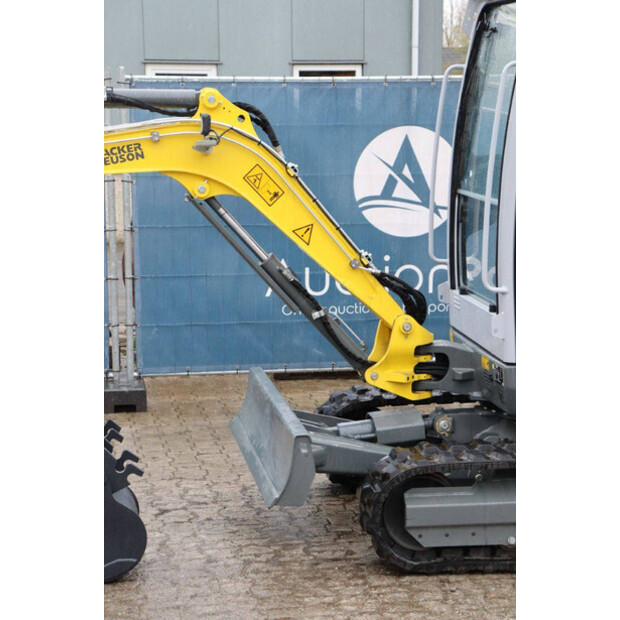 2025 Neuson ET24-48432379
