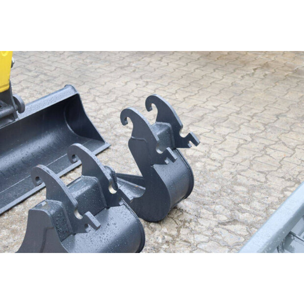 2025 Neuson ET24-48432388