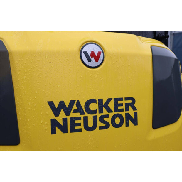 2025 Neuson ET24-48432400