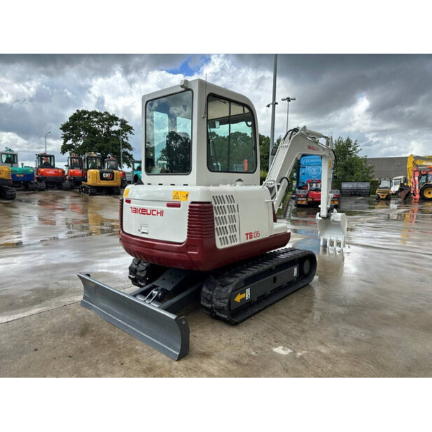 2014 TAKEUCHI TB135-48432478