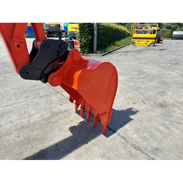 2017 KUBOTA KX165-5-48432614
