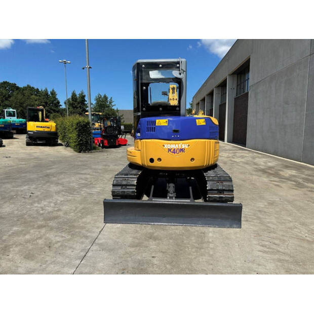 2010 كوماتسو PC40MR-1-48433020