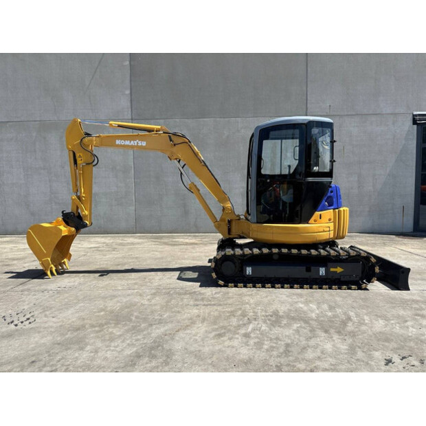 2010 كوماتسو PC40MR-1-48433022
