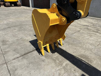 2010-komatsu-pc40mr-1-1471895-48433023