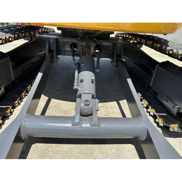2010 كوماتسو PC40MR-1-48433040