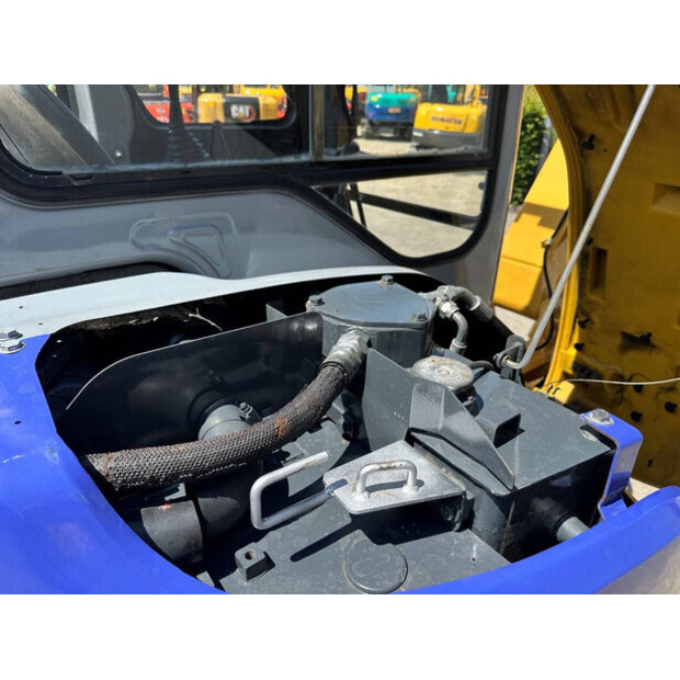 2010 كوماتسو PC40MR-1-48433046