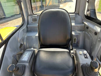 2010-komatsu-pc40mr-1-1471895-48433054