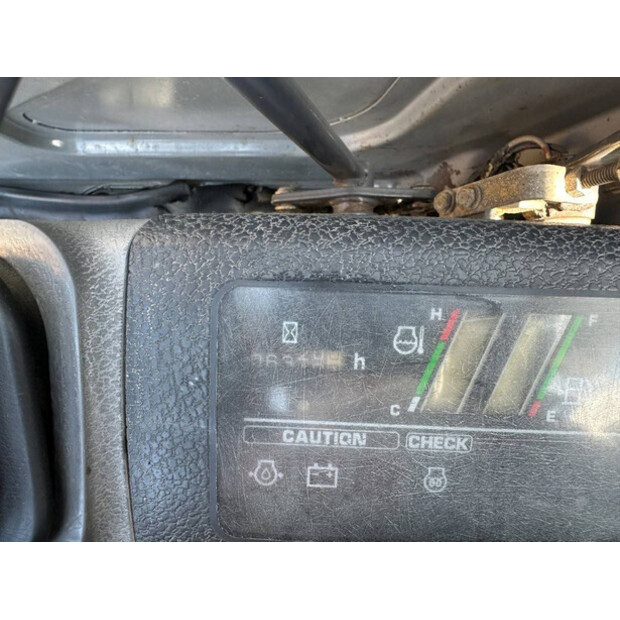 2010 كوماتسو PC40MR-1-48433055