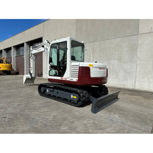 2011 TAKEUCHI TB175-48433233