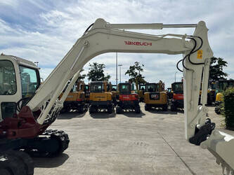 2011-takeuchi-tb175-1471900-48433241