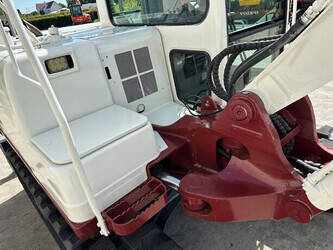 2011-takeuchi-tb175-1471900-48433243