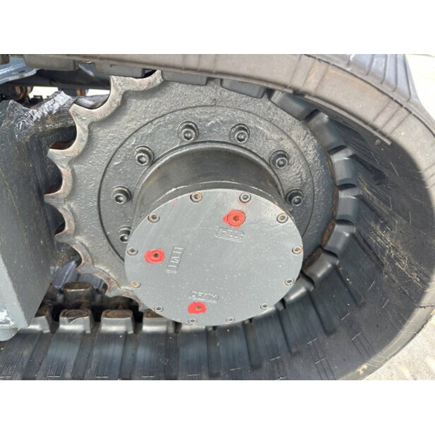 2011 TAKEUCHI TB175-48433249