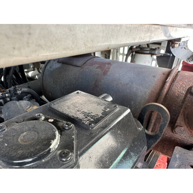 2011 TAKEUCHI TB175-48433258