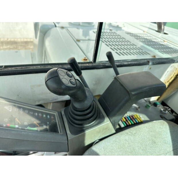 2011 TAKEUCHI TB175-48433266