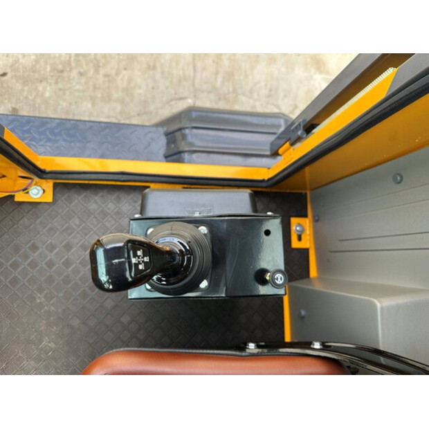 2025 Blanche TW36-48433503