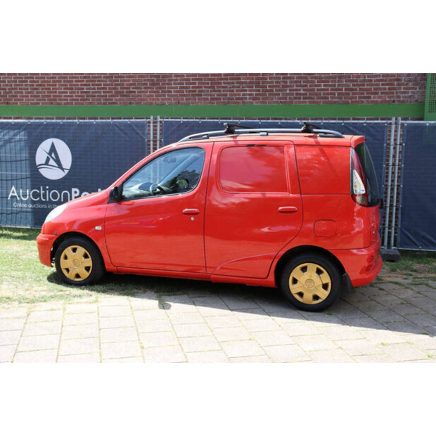 2003 Toyota Yaris-48434443