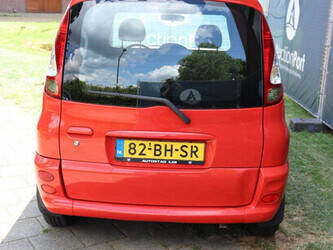 2003-toyota-yaris-1471933-48434446