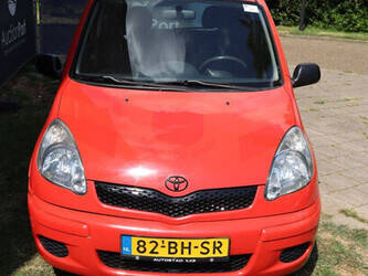 2003-toyota-yaris-1471933-48434449