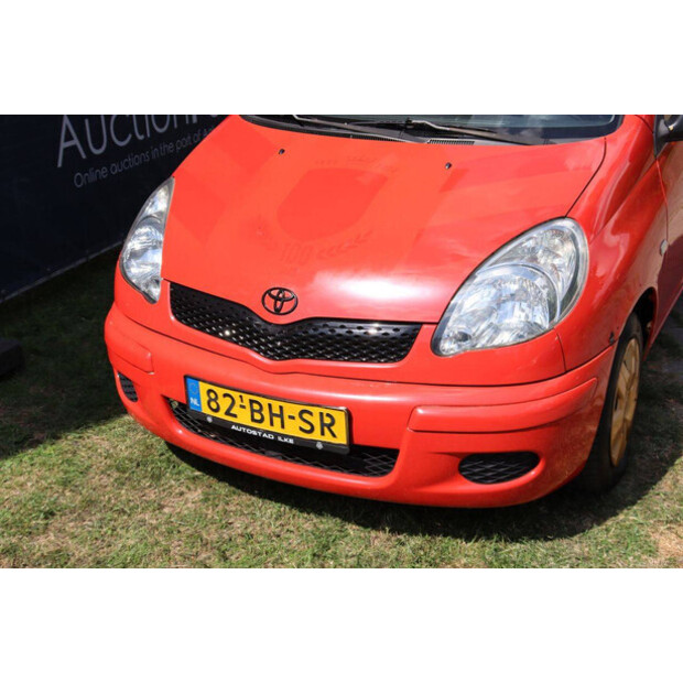 2003 Toyota Yaris-48434451